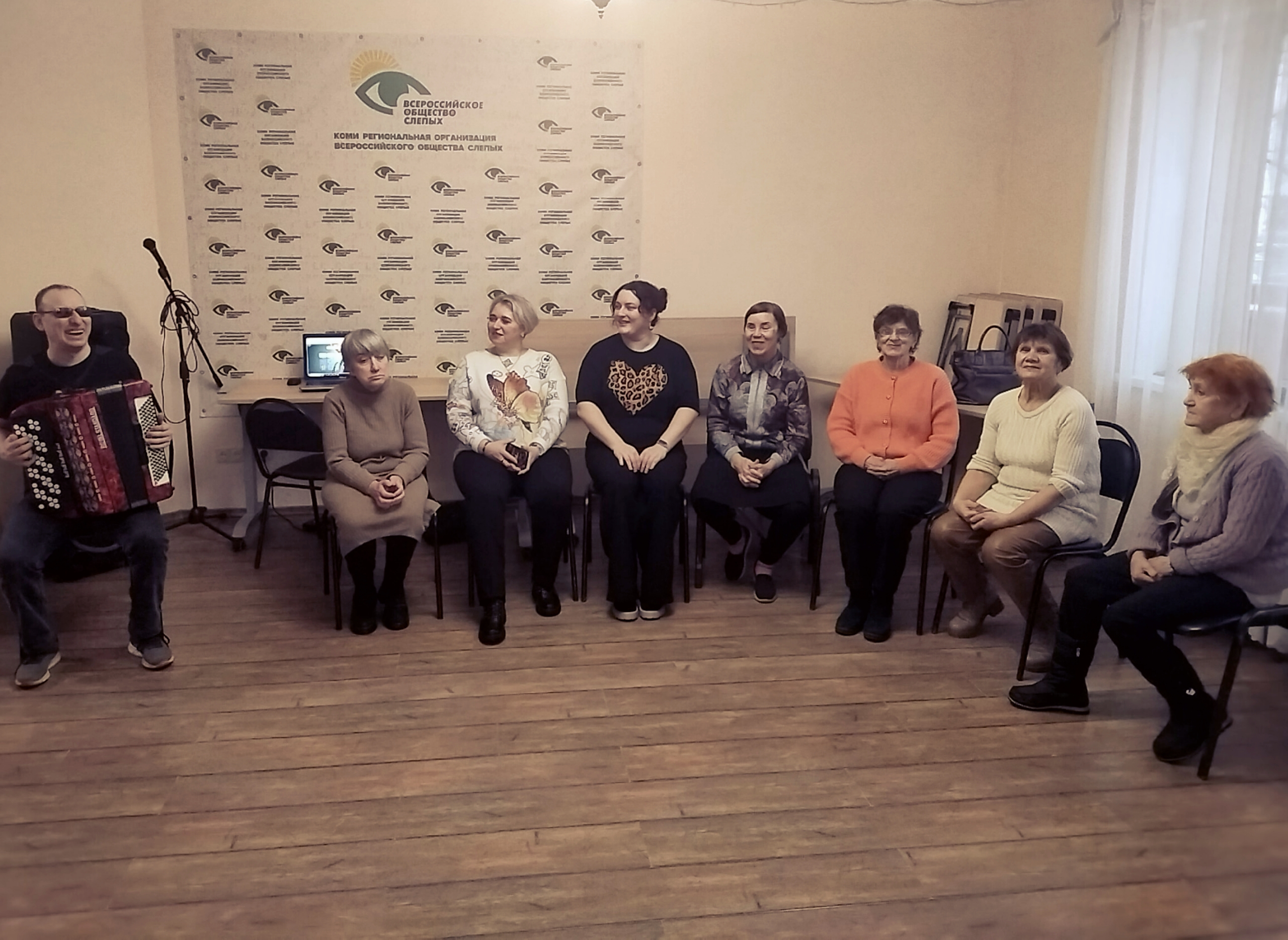 Репетиция накануне концерта в Тентюковском ДИПИ.