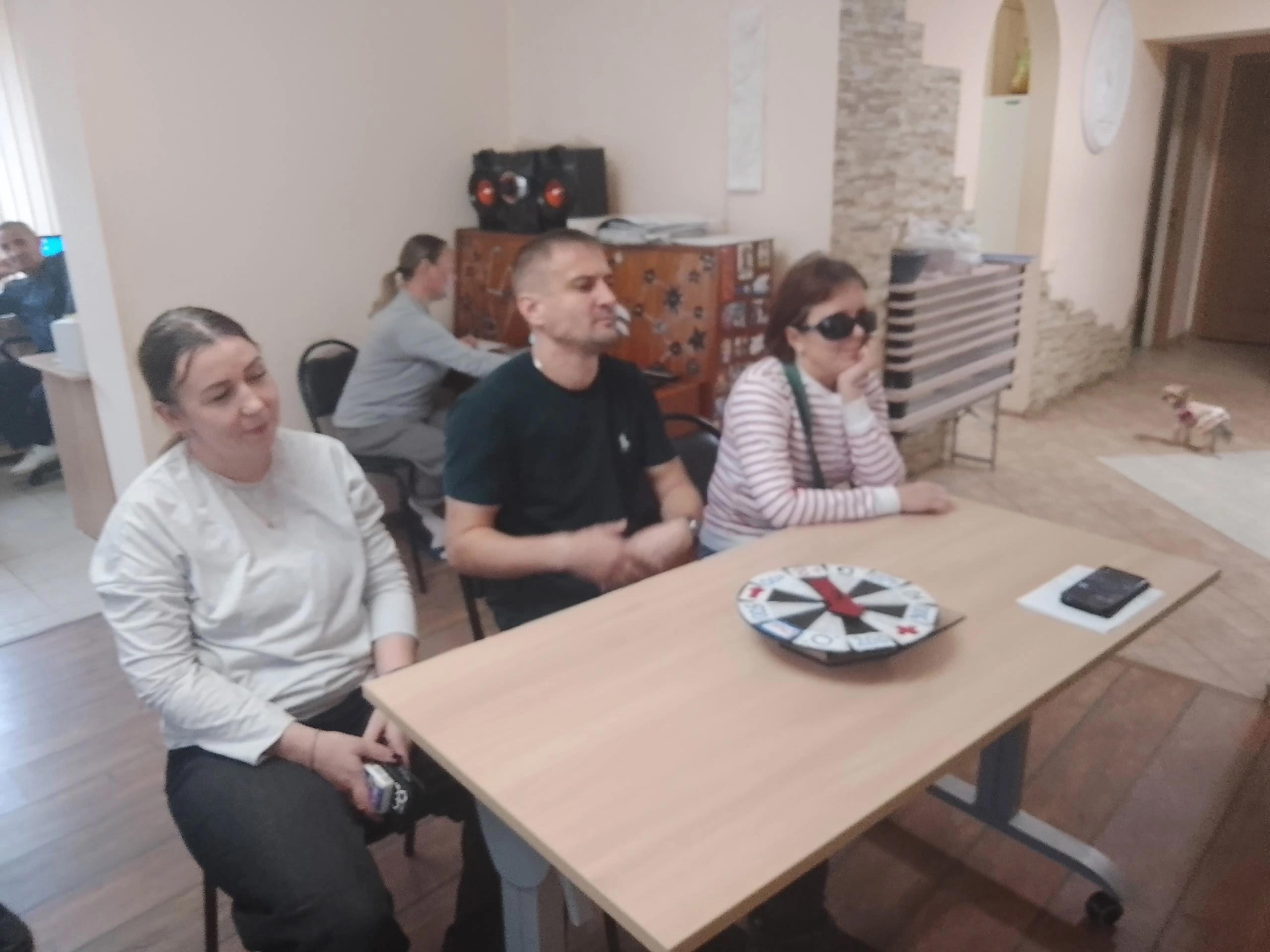 Сотрудники сыграли в Не Поле Чудес